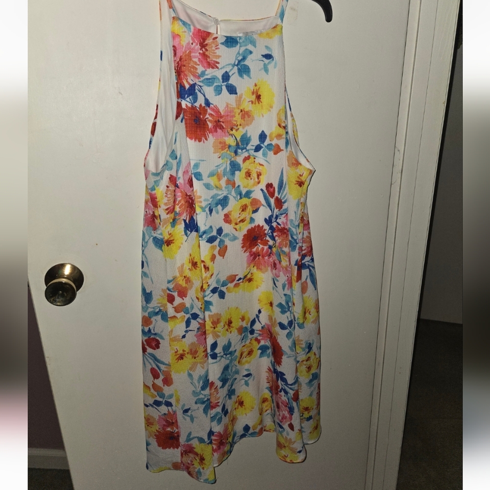 Halter Flower Dress 👗